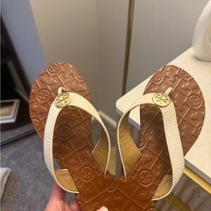 Tory Burch Ivory Leather Flip Flop Sandals with Gold Logo